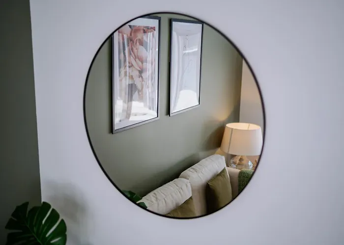 Downtown Terrace Flat With Ac And Patio - Feel Like A Local 波尔图