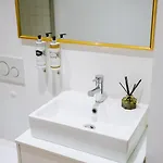 Lejlighed Downtown Terrace Flat With Ac And Patio - Feel Like A Local Porto