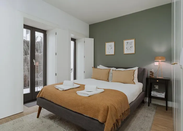 Apartment Downtown Terrace Flat With Ac And Patio - Feel Like A Local Porto